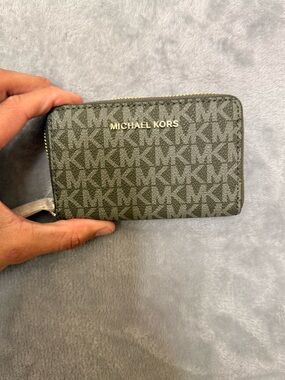 Michael Kors Olive Green Monogram Zip Card Case Wallet